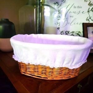 Large Bread Basket - 12X9” Wicker Basket with Removable Cover